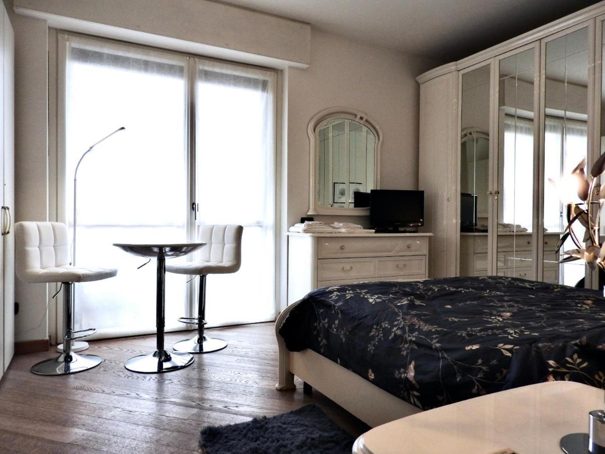 Sole Tra I Pini - Foresteria Lombarda Parabiago Ngoại thất bức ảnh